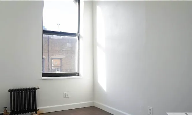 Rented by Compass | media 4