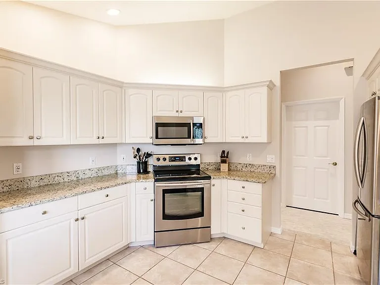 20101 Seagrove St #708 — Photo 15