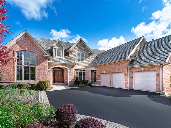 3rd image of 1785 Monterey Dr