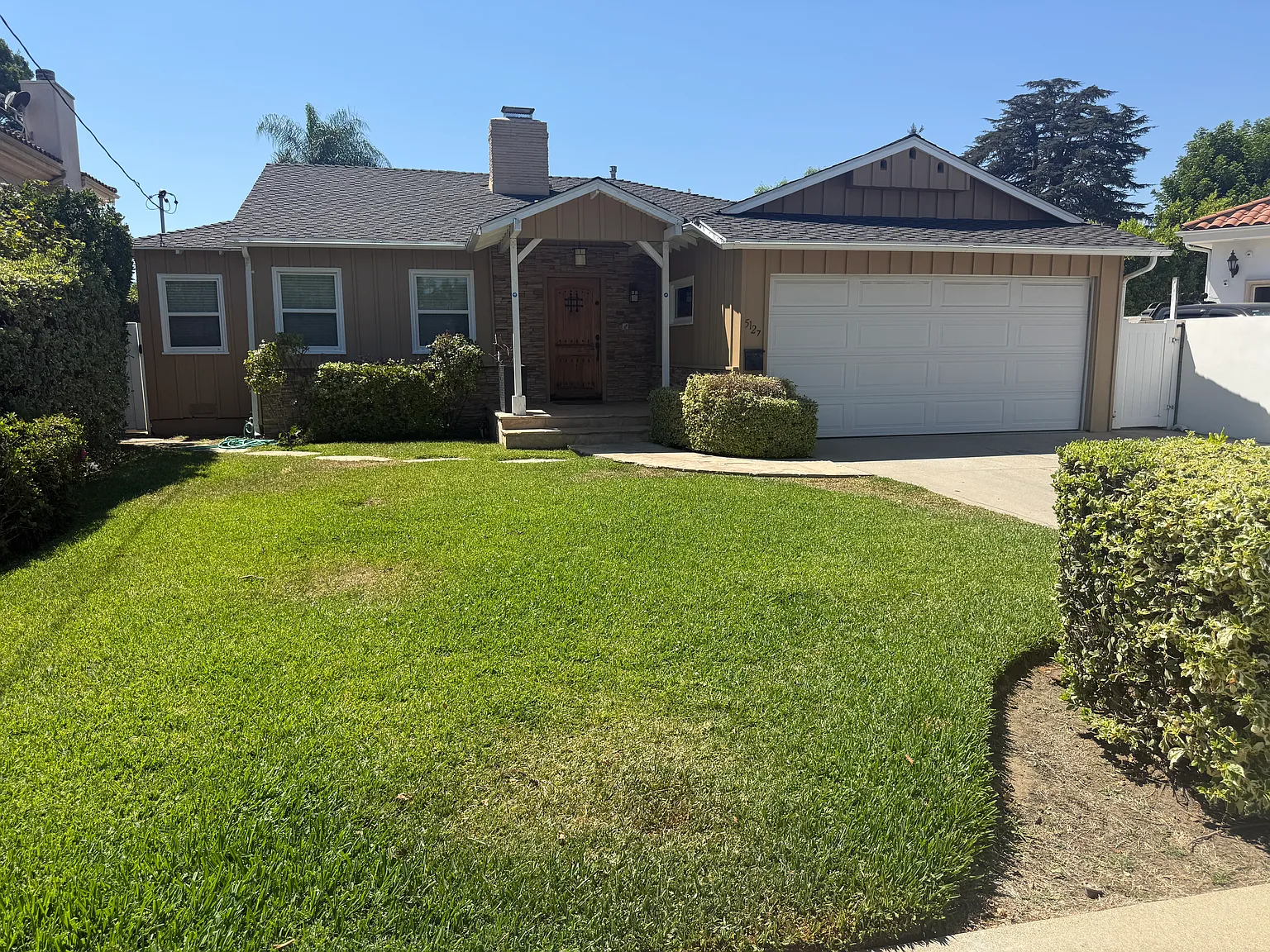 3 bed, 2.5 bath, 2000 sqft, $6,700 — Photo 1