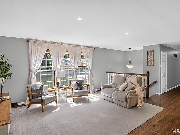 3rd image of 11 San Camille Ct