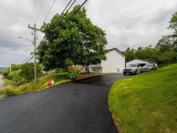 4th image of 79 Swansea Street