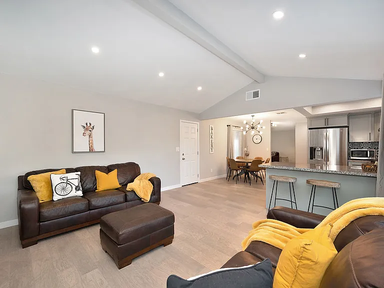 3425 Corbin Way — Photo 15