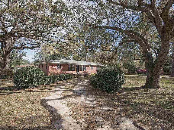 2nd image of 7786 Tippin Ave
