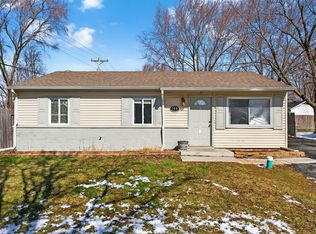 196 Hadleigh Rd, Bolingbrook, IL 60440