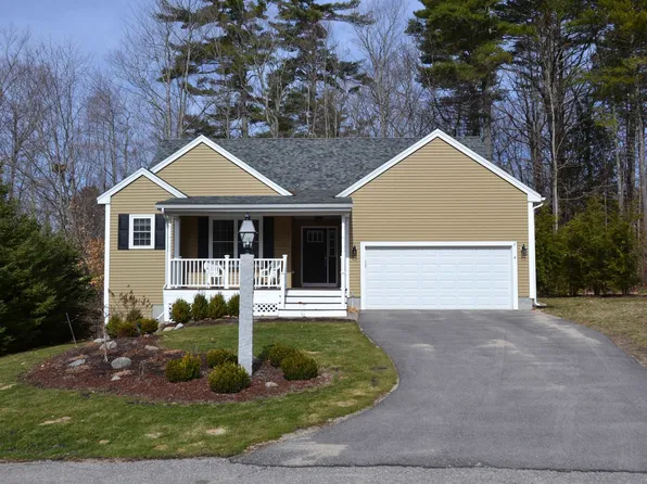 4 Mulberry Court, Wolfeboro, NH 03894