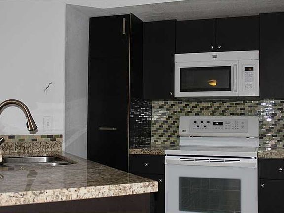 3rd image of 457 Vista Isles Dr APT 2126
