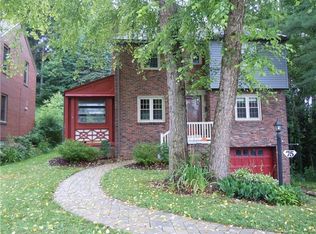 75 Iroquois Dr, Mt Lebanon, PA
