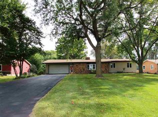 5051 Foulk Rd, Waterloo, IA 50702
