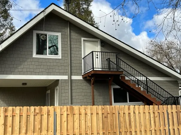 410 N 5th St Unit A, Jacksonville, OR 97530