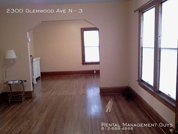 2nd image of 2300 Glenwood Ave APT 3