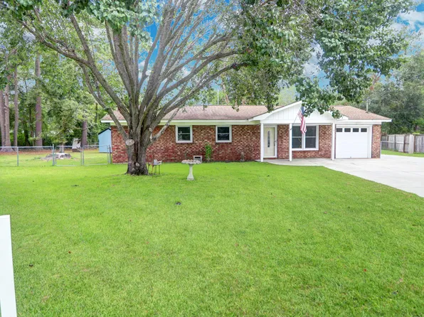 108 Robin Ct, Summerville, SC 29485