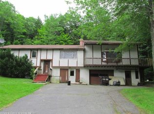 81 Lower St, Turner, ME 04282