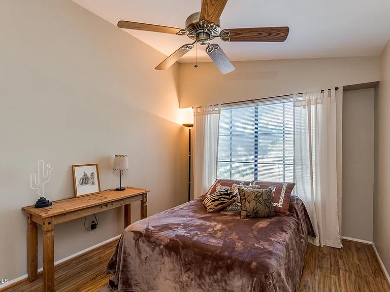 193 W Amanda Ln — Photo 15