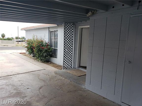 4th image of 2308 Chapman Dr