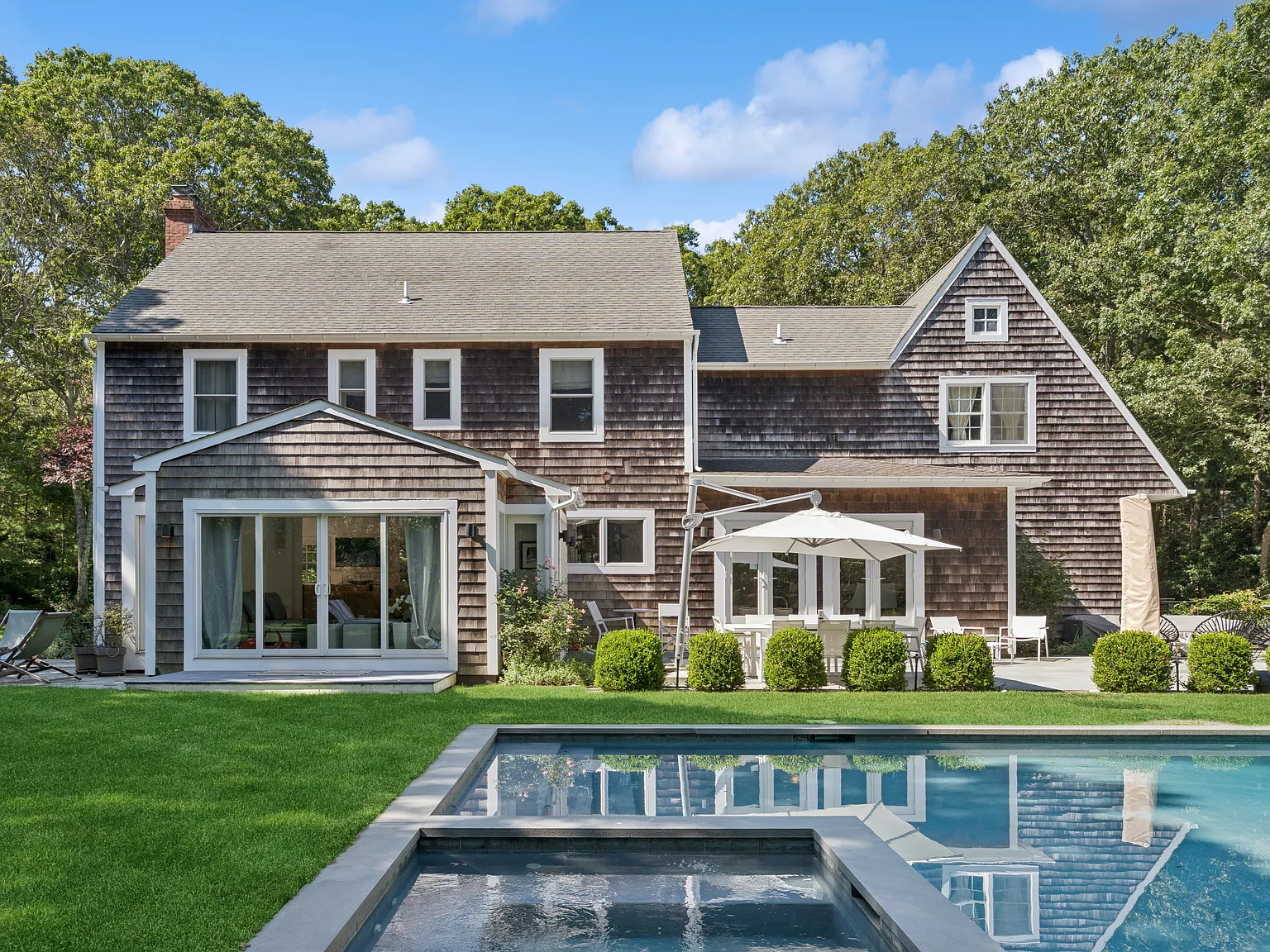 East Hampton Village Fringe — Photo 2