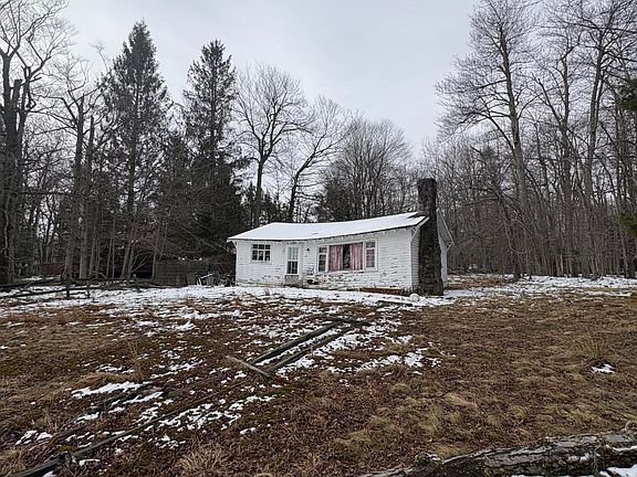 5th image of 1240 Pocono Dr