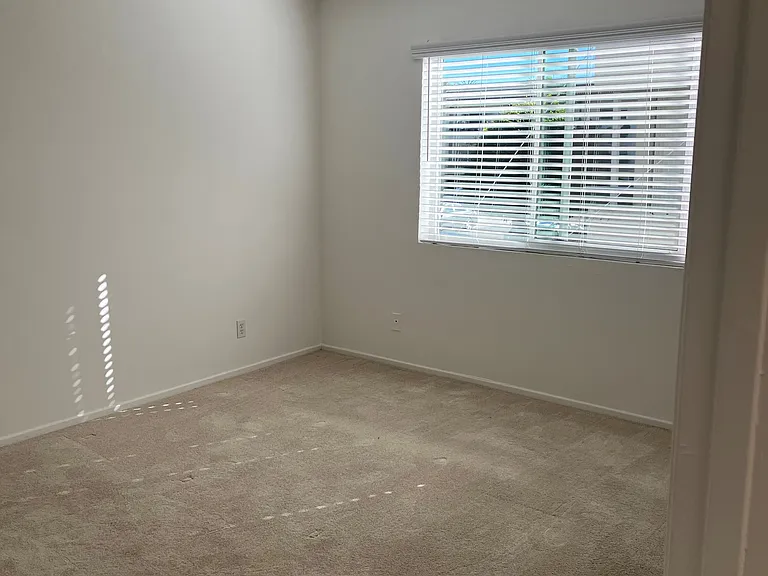 1343 Carmelina Ave #10 — Photo 7