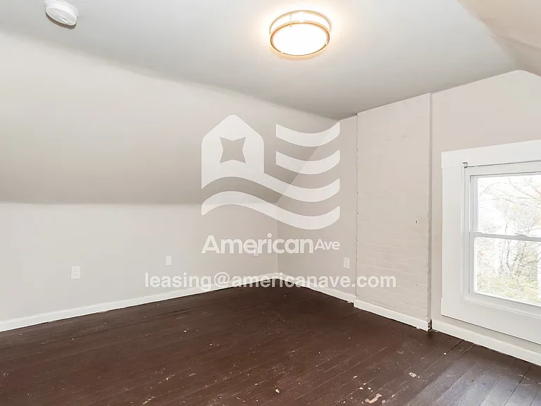 765791_013_bedroom_13.jpg