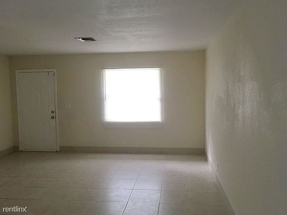 91400048_1420 Barton Rd Apt E_Lake Worth_FL_2018-2