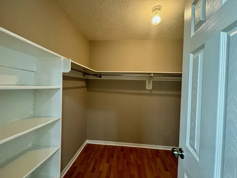 9035 Rippling Fields Dr — Photo 24