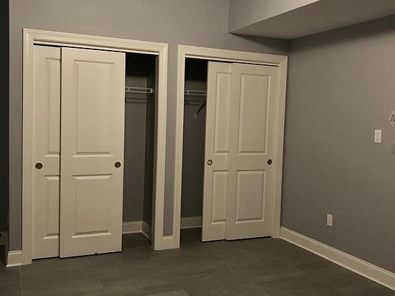 3rd image of 229 Carteret St #2