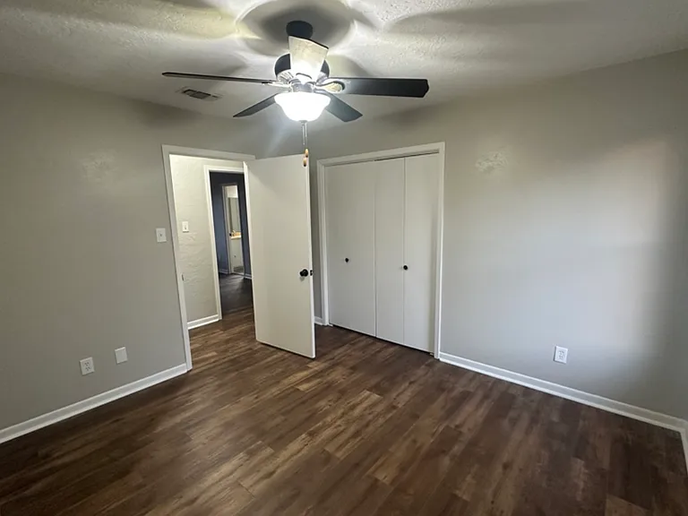1829 Azalea St — Photo 10