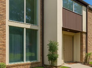 17210 Imperial Valley Dr APT 13, Houston, TX 77060