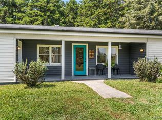 204 Bible Rd, Crewe, VA 23930