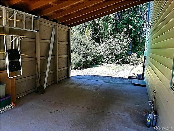 4th image of 15615 90th Avenue Ct E