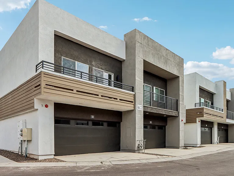Elevate at Red Mountain Townhomes — Photo 19