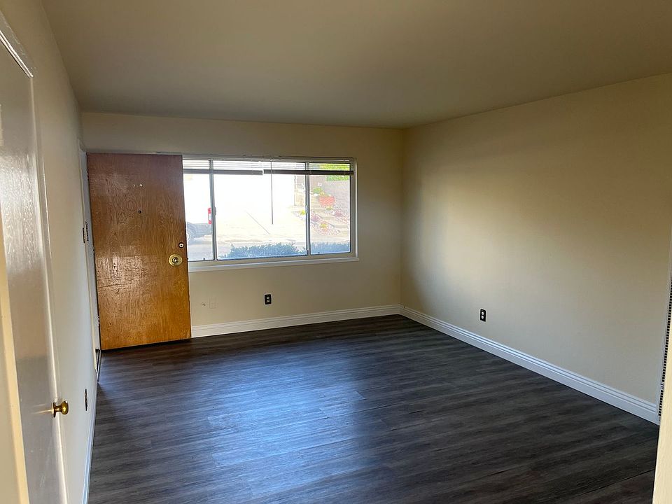 1st image of 311 Carlston St #319