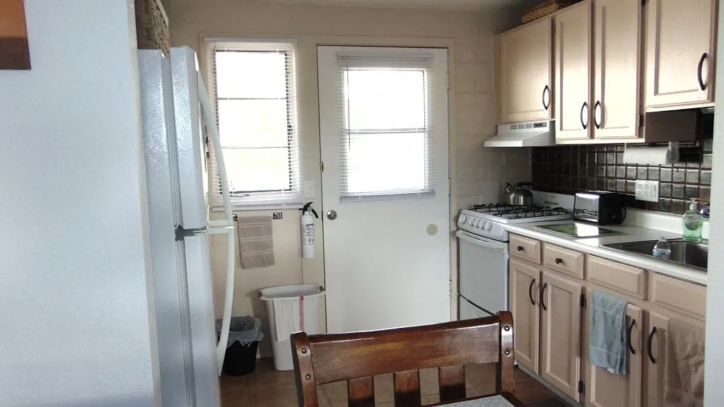 380 Paseo Aquila A — Photo 2