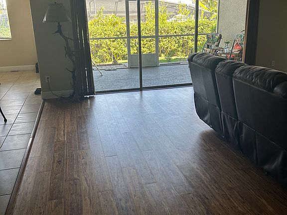 3rd image of 1002 Harmony Ln