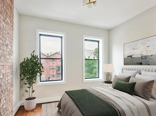 285 Cornelia Street image 4 of 10