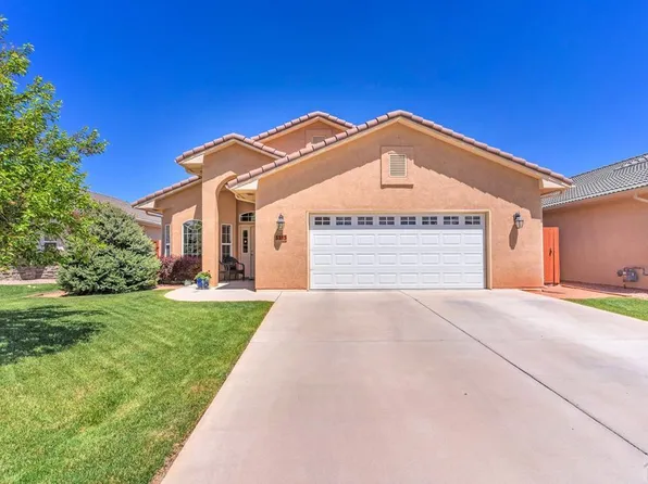 5115 Almondcrest Dr, Pueblo, CO 81005