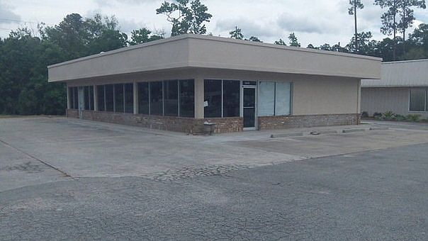 2nd image of 1705 E Oglethorpe Hwy
