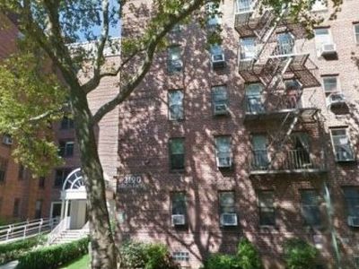 2171 Bragg St APT 3B, Brooklyn, NY, 11229