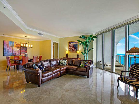 3rd image of 4600 N Ocean Dr APT 1902