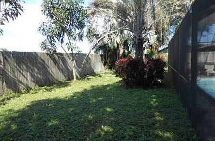 3rd image of 5035 N Woodstone Circle