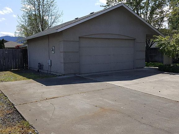 4th image of 1359 Avalon Dr
