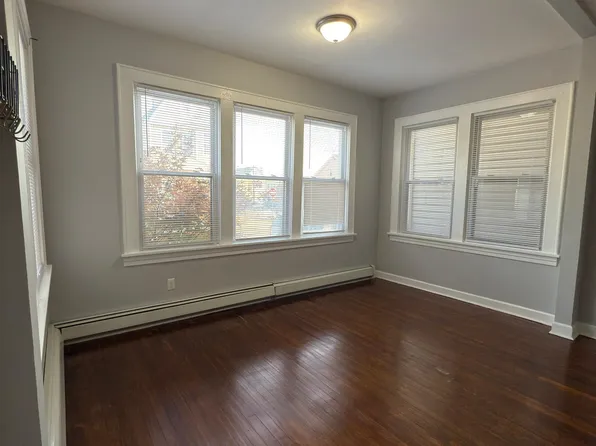 275 Highland Avenue image 6 of 8