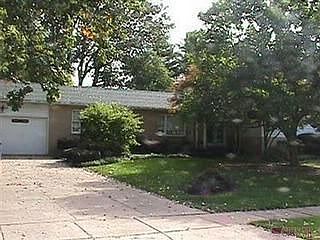1st image of 297 Hollywood Ave