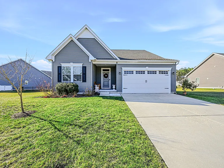 31420 Barefoot Cir — Photo 2