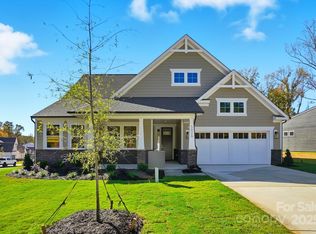 5026 McLaughlin Dr, Waxhaw, NC 28173