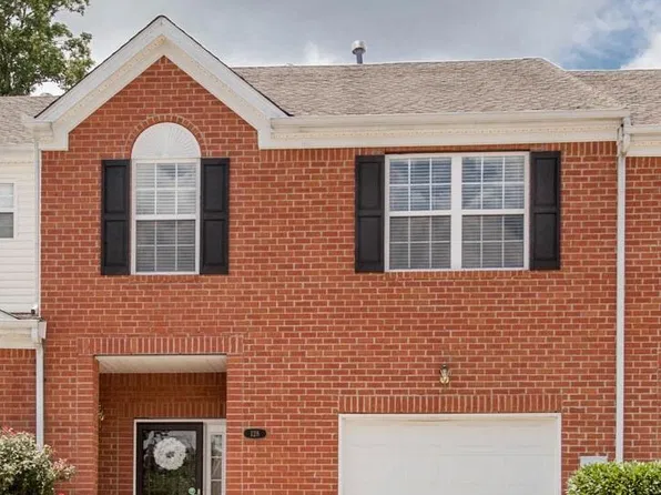 128 Canton Ct, Goodlettsville, TN 37072