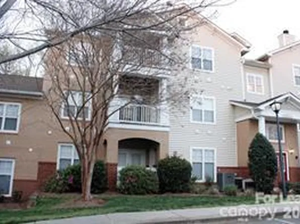 16242 Redstone Mountain Ln, Charlotte, NC 28277