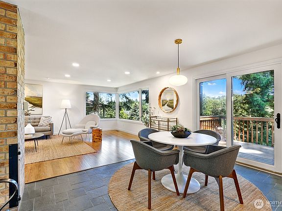 3rd image of 23321 75th Avenue W