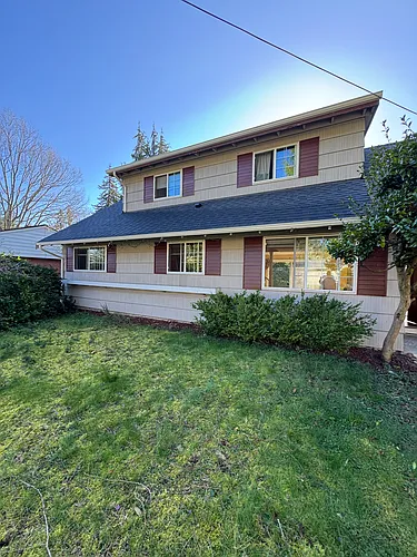 1234 169th Ave NE Photo 1