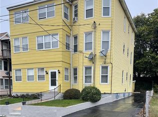 16 East St #2, Ansonia, CT 06401